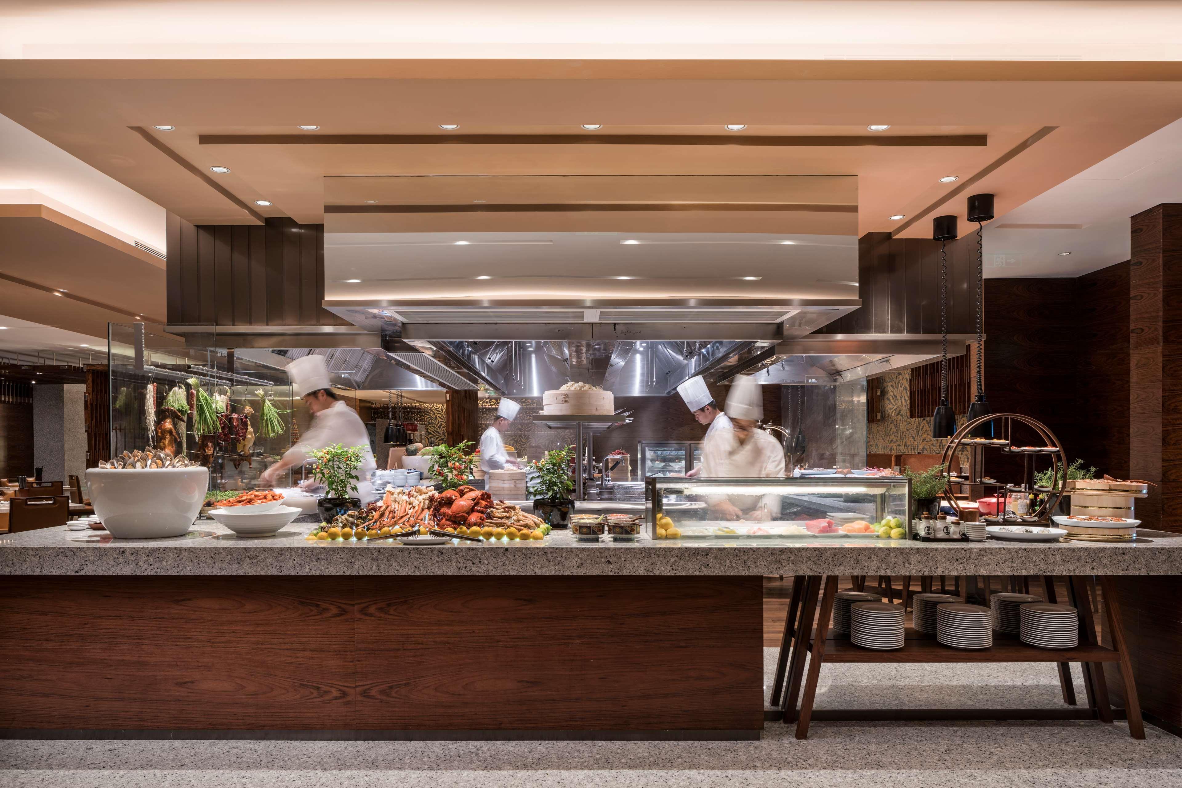 Hyatt Regency Wujiaochang 5*